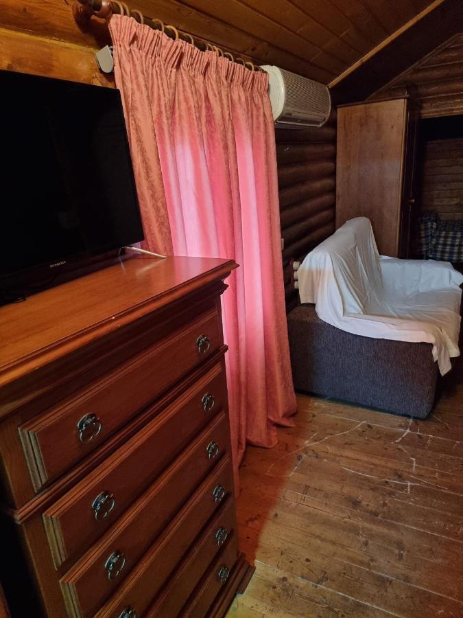 Camping Fuente De Piedra Eksteriør bilde