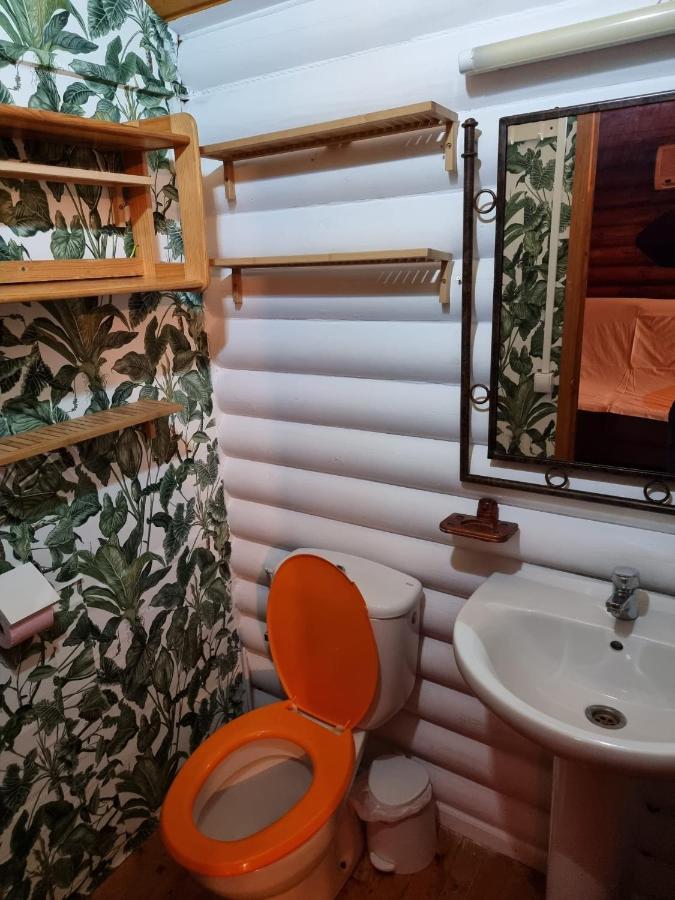 Camping Fuente De Piedra Eksteriør bilde