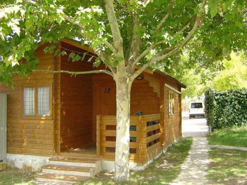 Camping Fuente De Piedra Eksteriør bilde